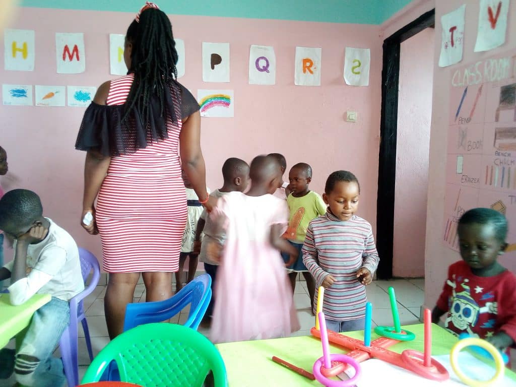 Volontariato in Kenya scuola cattolica