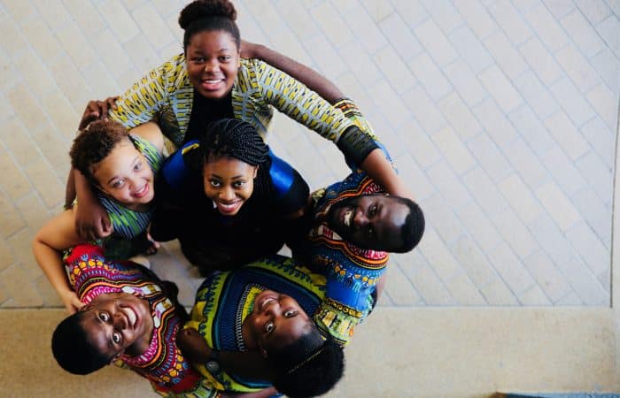 Volontariato in Kenya giovani rifugiati